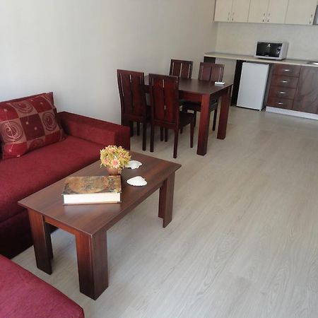 Holiday Apartments In Pomorie Chambre photo