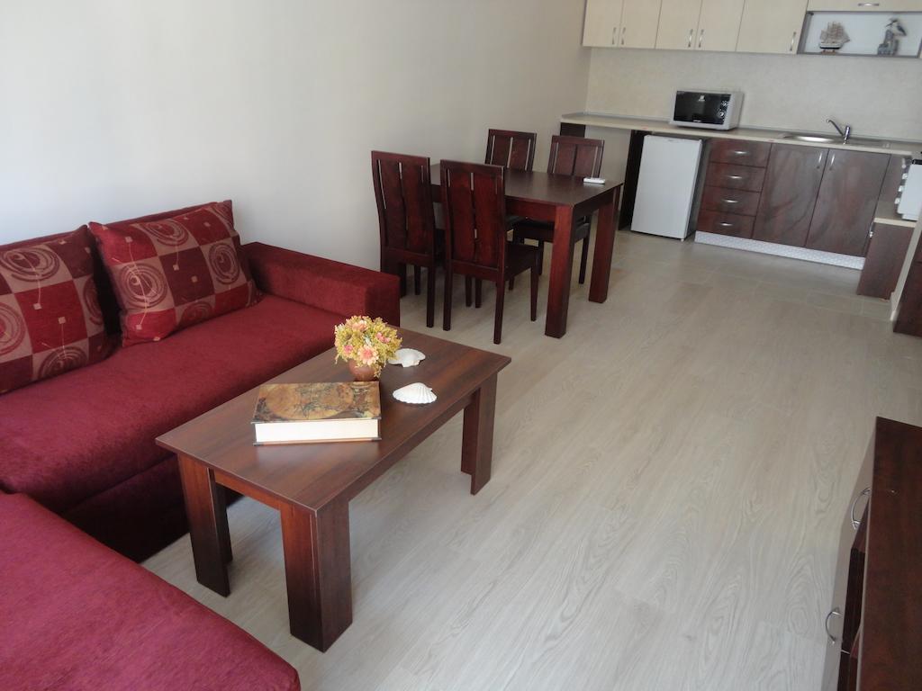 Holiday Apartments In Pomorie Chambre photo